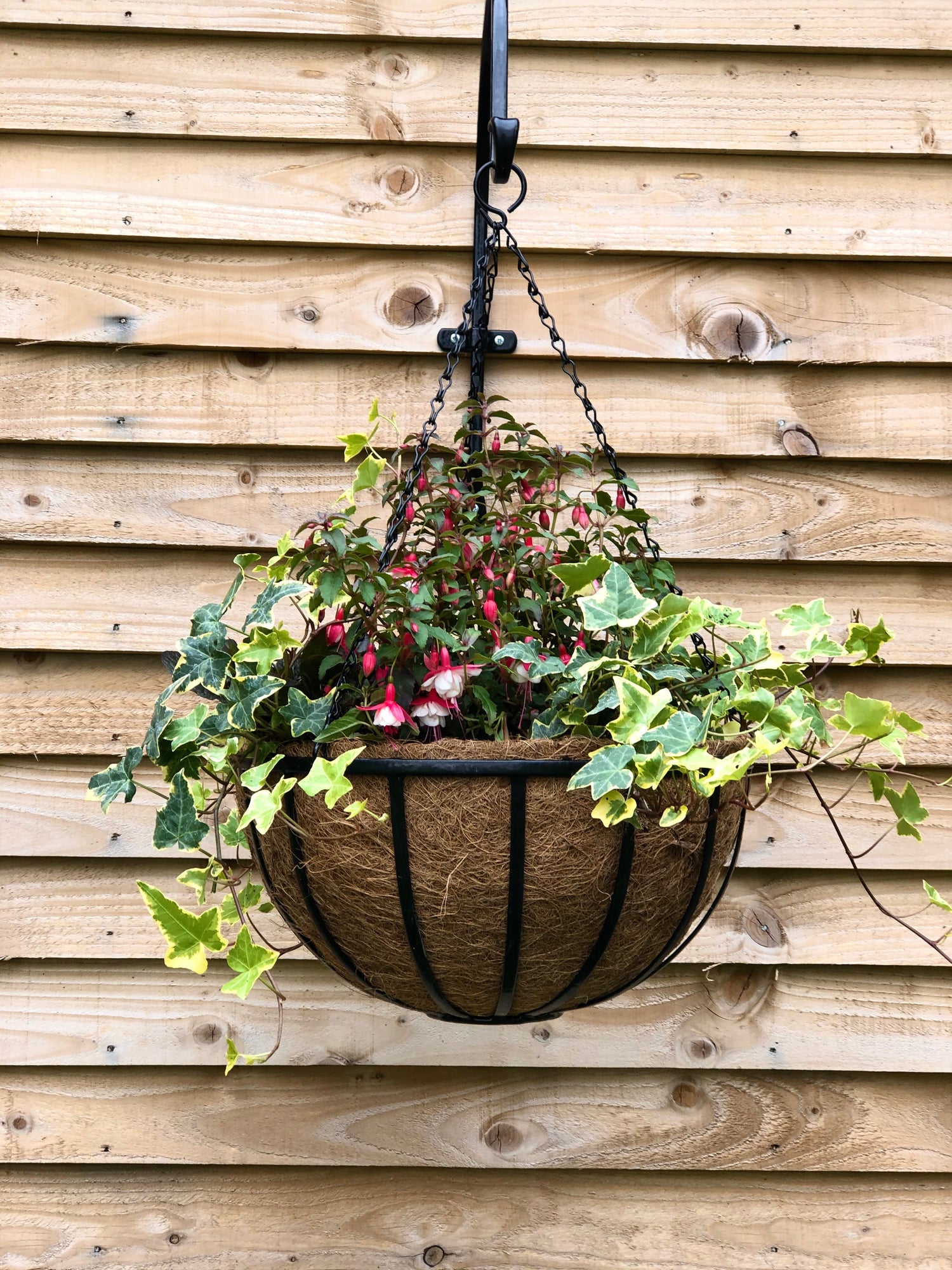 Metal Structures & Baskets